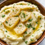 Roasted Garlic Mashed Potatoes {Slow Cooker}